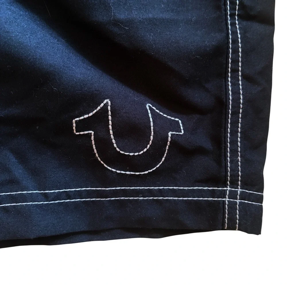 New True Religion Stitched Horseshoe‎ Black 9” board shorts